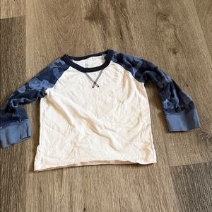 GAP Kids Camo Sleeve Shirt - Cream and Navy